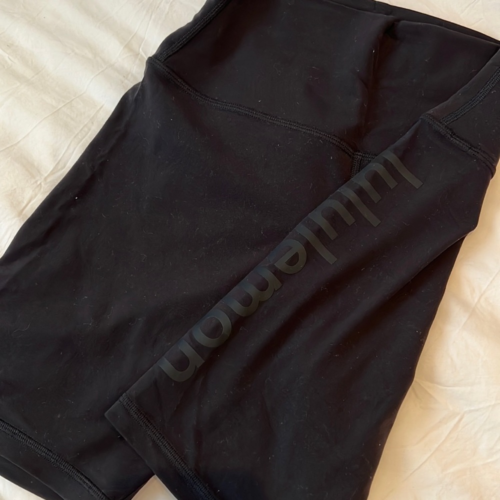 Lululemon black align biker shorts
